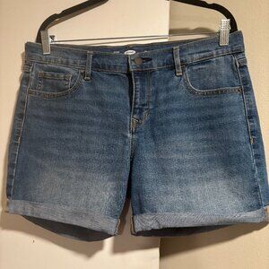 Old Navy Women Fitted blue denim cuffed shorts SZ: 12 Reg/Standard